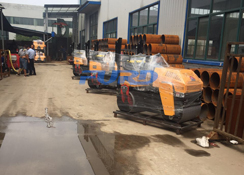 狗子28
机械出口30台压路机