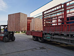 狗子28
7台小型压路机装车发往福建