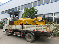 狗子28
机械小型压路机装车发往河南