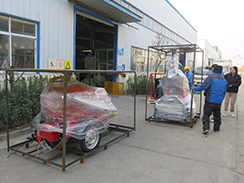 狗子28
机械1台灌缝机，1台移动灯车，一台马路吹风机打包装柜出口新加坡