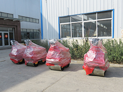 狗子28
机械台4台手扶双轮压路机打包发往广州