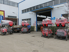 狗子28
8台小型双钢轮压路机打包装车发往临沂