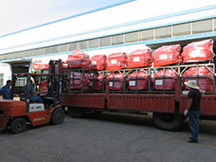 狗子28
18台手扶双钢轮压路机打包发往上海