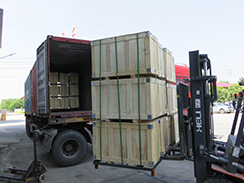 狗子28
机械55台平板夯打包装车出口印度