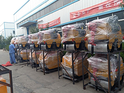 狗子28
23台小型压路机装车出口埃塞俄比亚