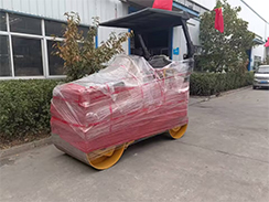 狗子28
机械一台双钢轮座驾压路机打包发往青岛市