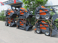 狗子28
机械6台小型滑移装载车出口印度