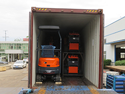 狗子28
一批路面机械装柜出口马来西亚